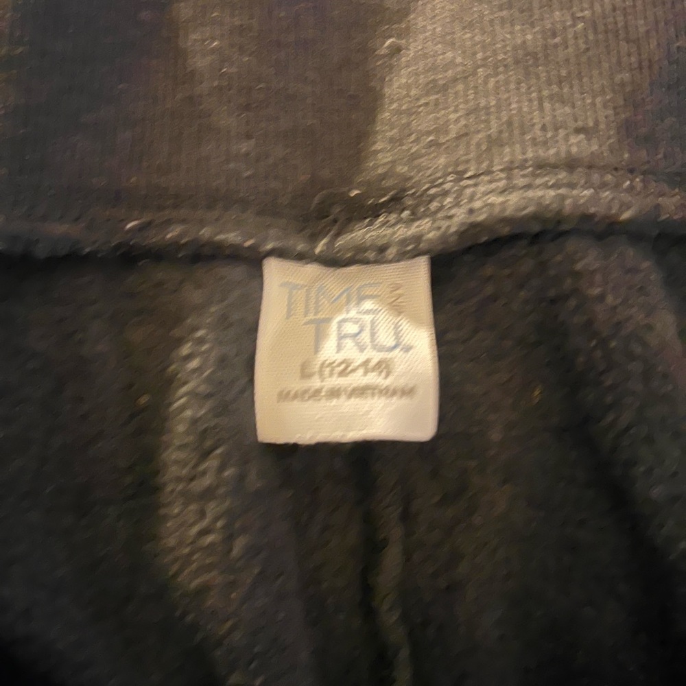 Joggers - Picture 2 of 2